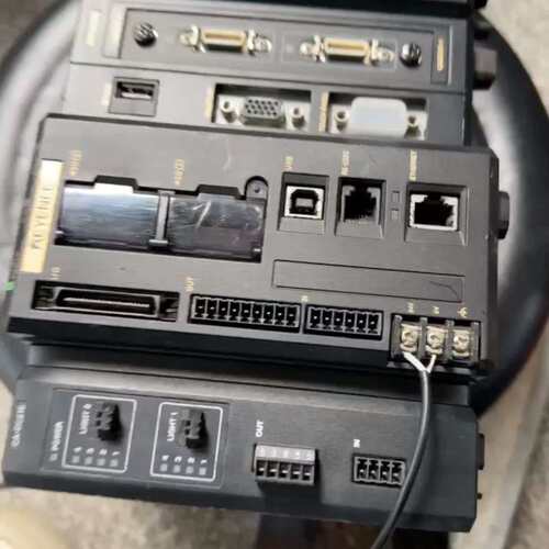议价原装拆机基恩士视觉控制器型号CV-X270A附带扩展模块CA
