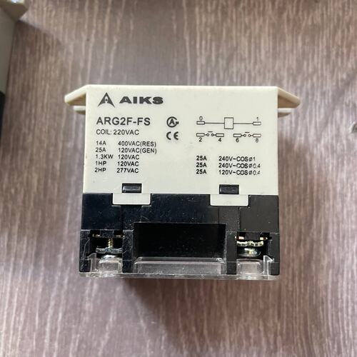 议价AIKS固态继电器ARG2F-FS，线圈电压220VAC，2