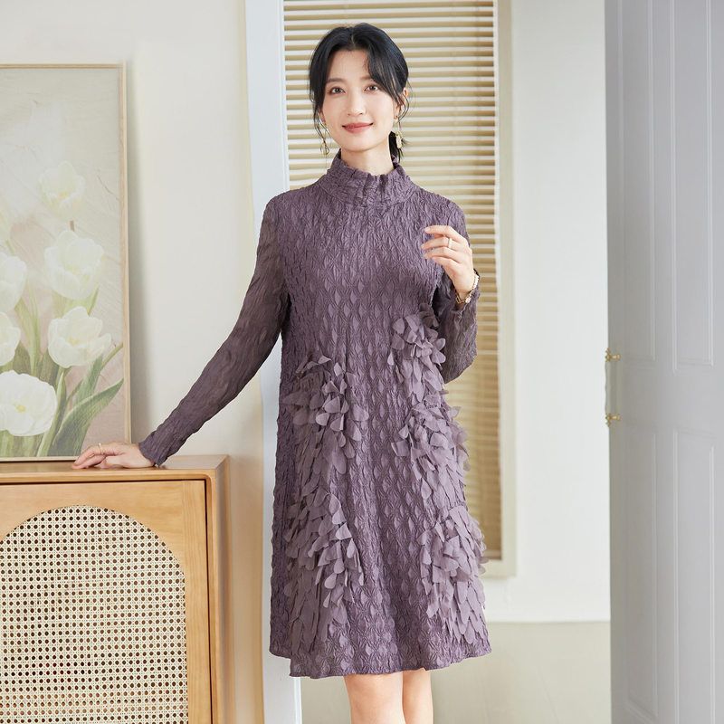 妈妈春装2025年新款长袖连衣裙气质女装小个子黑色内搭显瘦打底裙