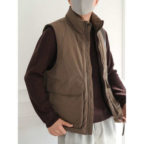 山系户外机能风嵌线立领羽绒马甲