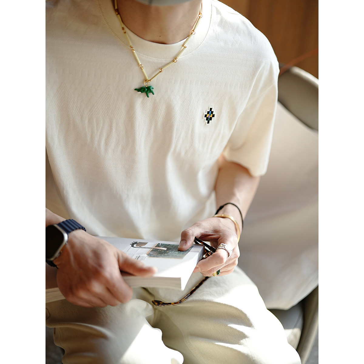 民族风暗纹提花几何绣标短袖T恤男夏季潮流新款时尚帅气圆领上衣,男装,T恤,淘宝优惠券,粉丝福利购,淘宝优惠卷