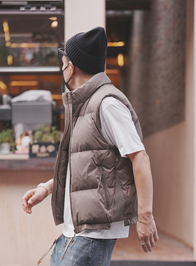 美式潮牌纯色立领羽绒马甲男士秋冬季新款简约设计感休闲坎肩背心