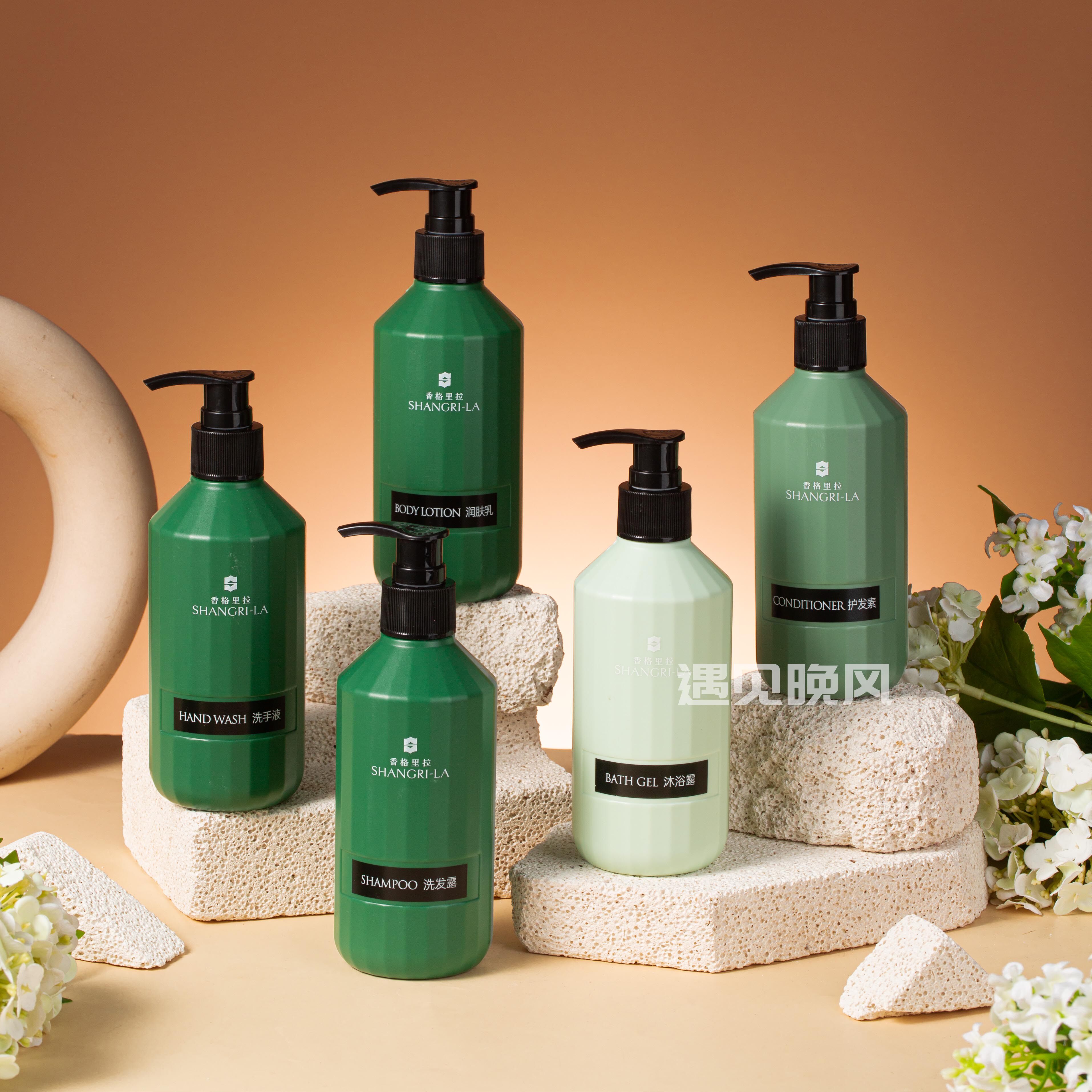 香格里拉酒店300ml沉木薄荷香味沐浴露洗发水护发素润肤露洗手液,美发护发/假发,洗护套装/礼盒,淘宝优惠券,粉丝福利购,淘宝优惠卷