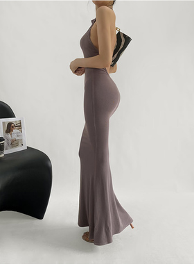 ZRSHOP欧美风纯欲风辣妹性感露背挂脖连衣裙女修身显瘦百搭长裙