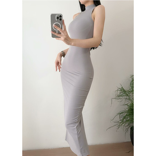 ZRSHOP欧美风性感显身材挂脖高领网红背心长裙后开叉包臀连衣裙