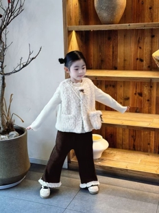 2025新款小童儿童马甲女童秋冬加绒背心宝宝坎肩外穿保暖上衣