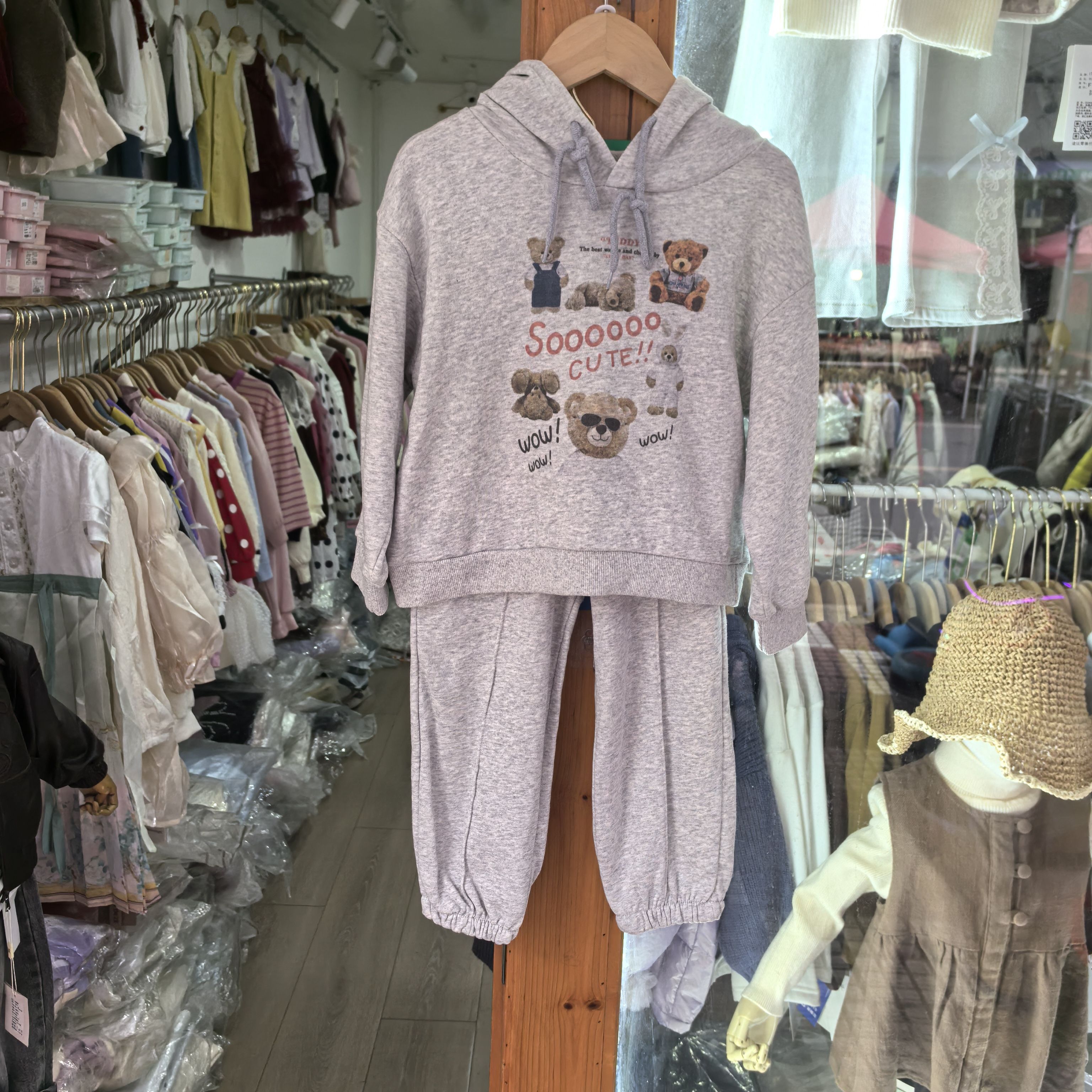 实体同步女童套装春秋款儿童洋气休闲运动服中童女孩宽松两件套