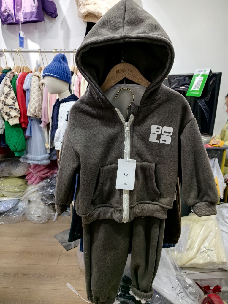 韩国男童摇粒绒连帽套装冬季儿童加绒运动两件套拉链衫外套长裤潮