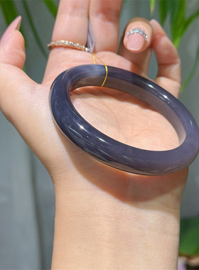 天然和田玉高冰葡萄紫胖圆条手镯