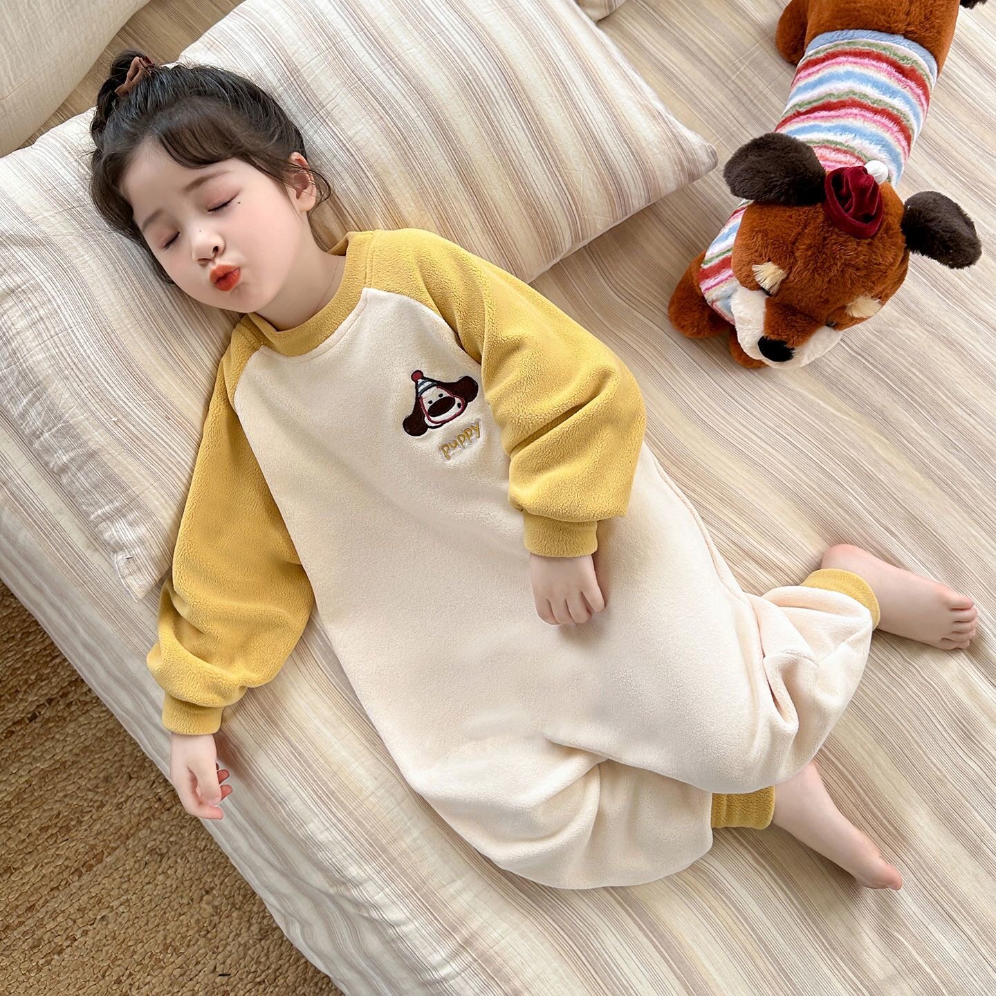 女童长袖春秋小童着凉家居服睡袋儿童连体睡衣德绒女孩宝宝连体衣