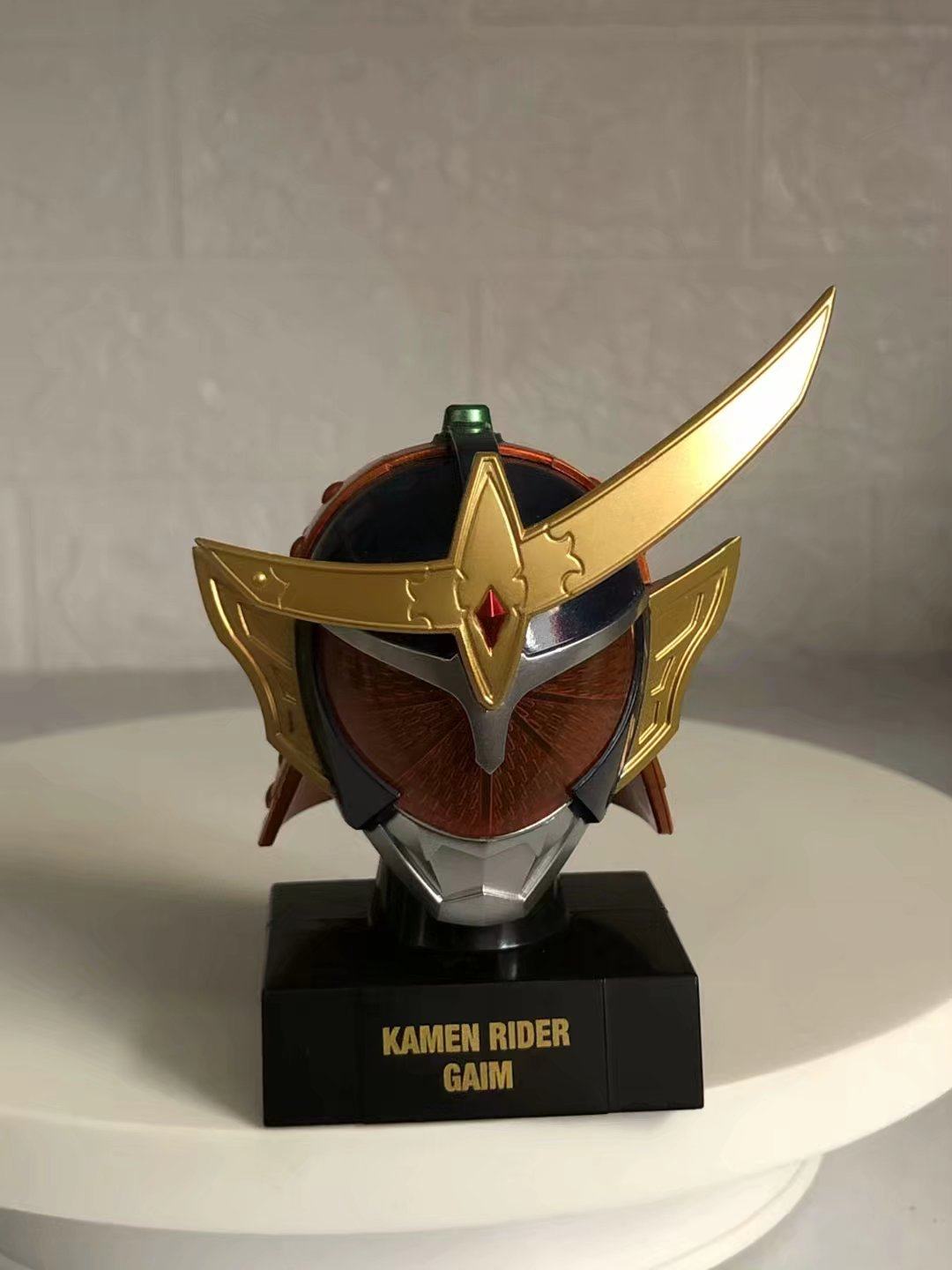 万代 假面骑士头像 盒蛋摆件 头雕 铠武 gaim 巴隆 龙玄 极铠甲