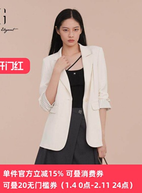 XG/雪歌2025春季新款小西装外套女士通勤高级感西服XK107016A491