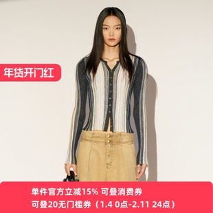 XG/雪歌26春款条纹V领针织开衫女修身显瘦纽扣羊毛衫XL111025B299