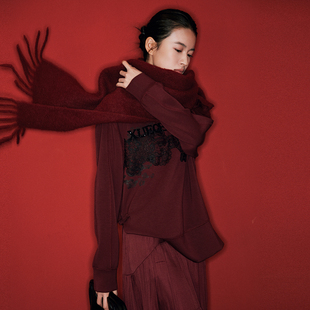 新款 酒红色蕾丝烫钻长袖 女打底卫衣XL101001A115 雪歌2026春装