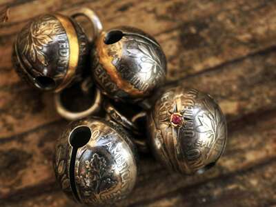 古董银饰ST.Z镶金幸运铃铛银币