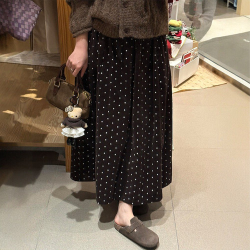 秋冬一定要试试这条波点裙！！！