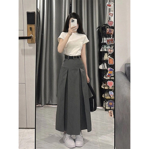 设计感遮胯显瘦半身裙女