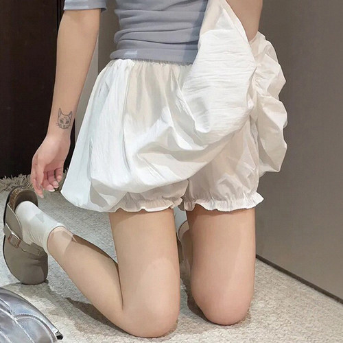 白色花苞短裙~这个夏天全包了！