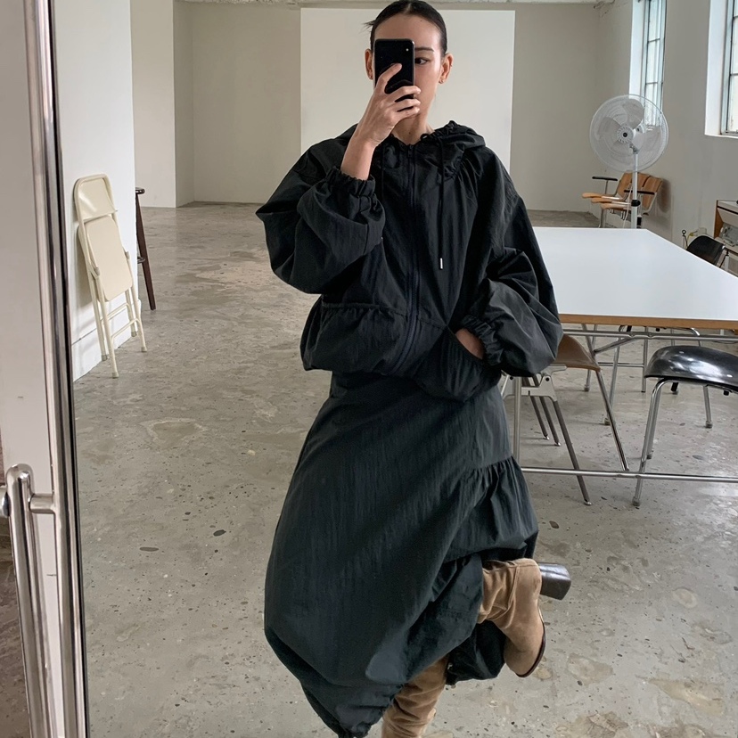 连帽拉链冲锋外套+长裙潮套装