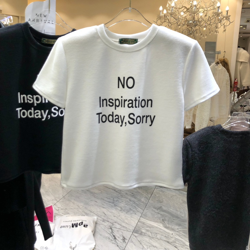 加绒垫肩有型字母印花短袖T恤