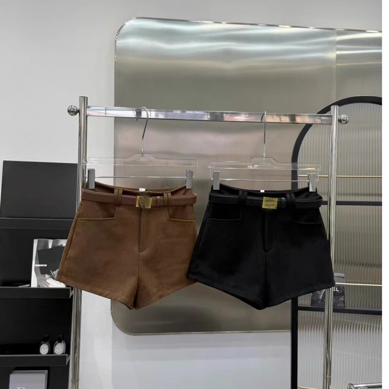 2025秋冬新款打底靴裤女韩版小众气质高腰显瘦百搭休闲阔腿短裤潮