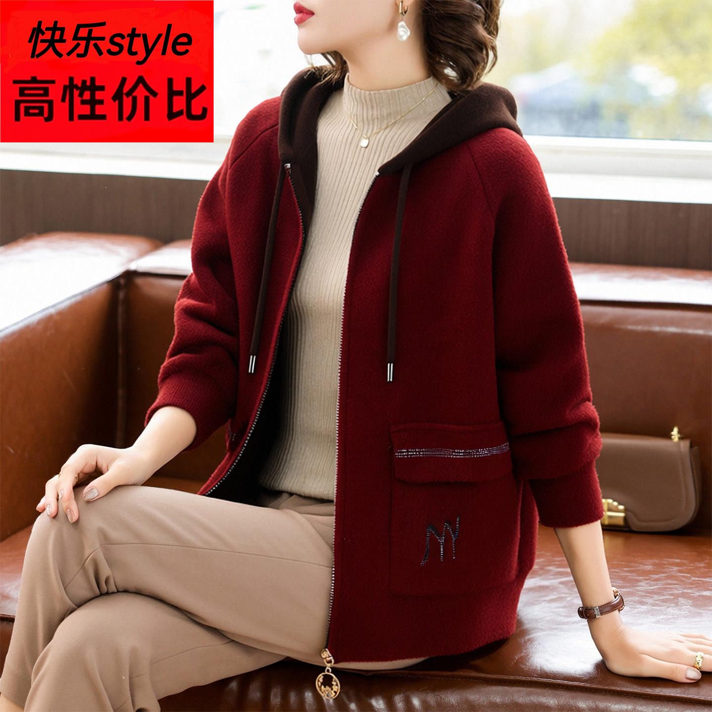 妈妈洋气针织短款外套中年女装秋冬装本命年红色中老年带帽上衣服