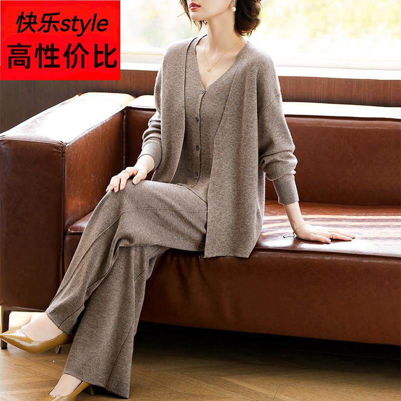 妈妈春装休闲运动服套装2026新款中老年女假两件针织衫上衣两件套