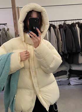 诺诺简约风翻领宽松绗缝保暖羽绒服外套D1557