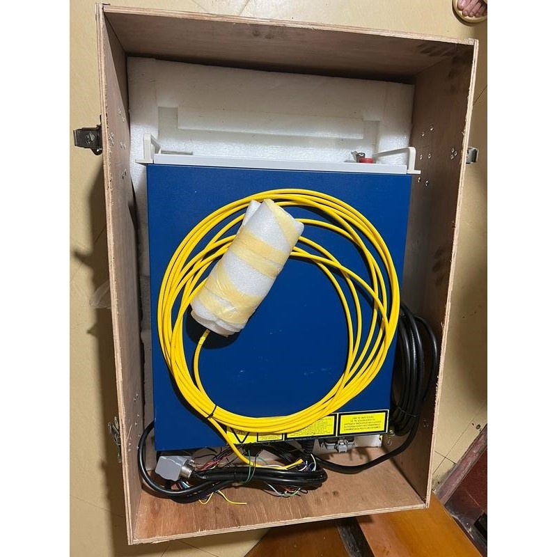 原装进口 IPG光纤QCW150激光焊接机激光器150W议价