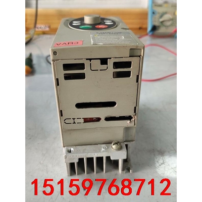 施耐德变频器0.75KW，ATV31H075M2A，成色如图议价