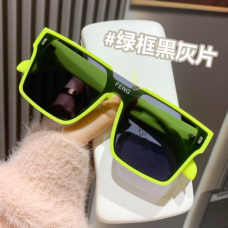 韩版个性大框网红防风连体高级感墨镜女大脸圆脸显瘦太阳镜男眼镜
