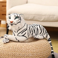 Лежа в белом