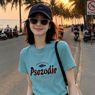 显白绿色印花短袖T恤女夏季2026新款宽松设计感显瘦洋气小衫上衣