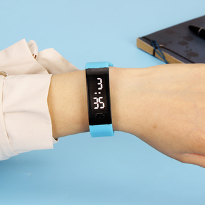 手表情侣运动手环