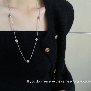 S925纯银小雏菊毛衣项链女款轻奢高级感百搭精致小众设计时尚