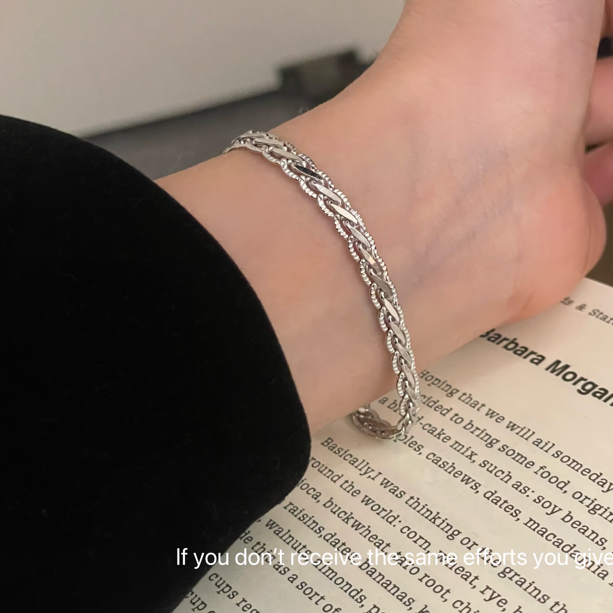 S925纯银蕾丝花边蛇骨链编织银手链轻奢个性小众设计高级感