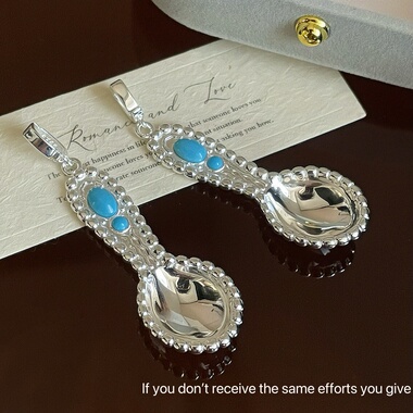 S925纯银绿松石勺子项链女小众轻奢高级感毛衣链时尚设计感