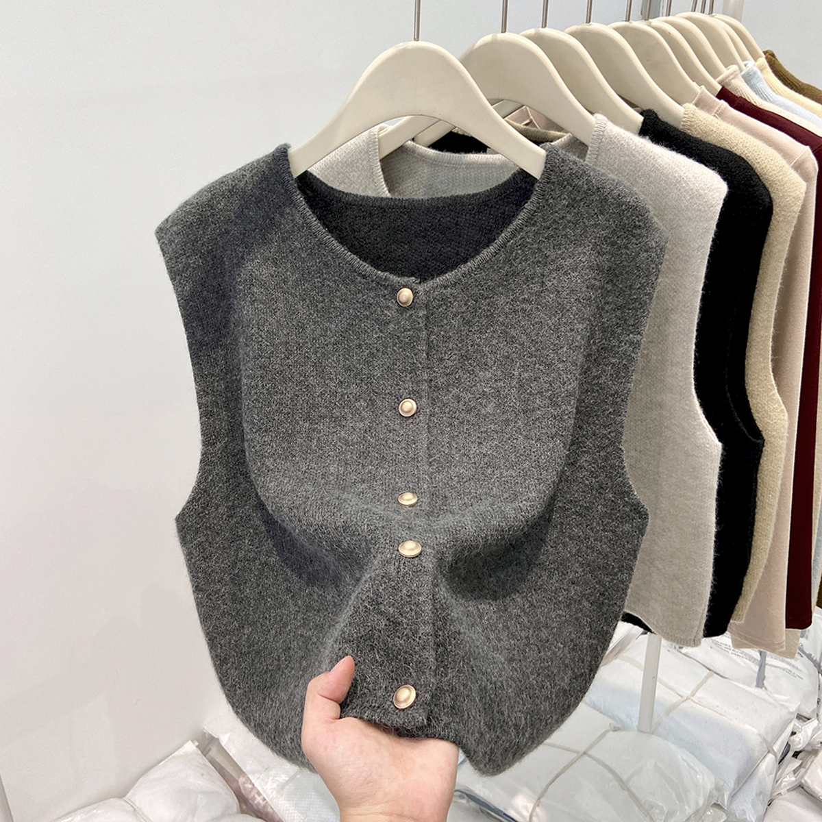 针织马甲背心女上衣开衫