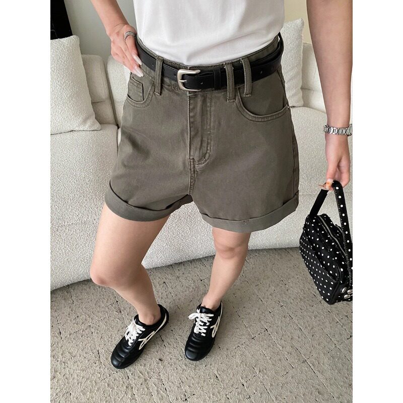 潮衣看夏季新款长腿比例 复古高腰显瘦阔腿A字卷边牛仔短裤配腰带