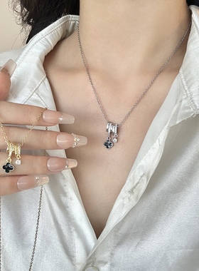 复古镶钻四叶草吊坠项链