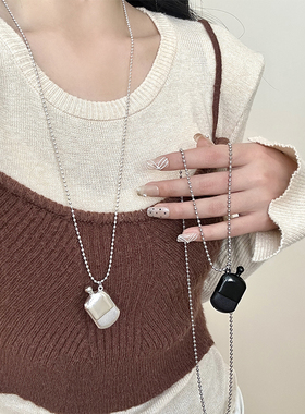 韩国简约ins风酒壶吊坠项链女简约长款个性配饰品2025新款毛衣链