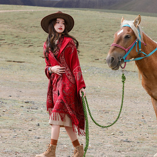 红色旅游围巾青海西藏沙漠民族风仿羊绒保暖披肩女斗篷 拍照好美