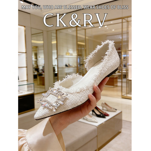 米白轻奢水钻粗跟尖头方扣单鞋