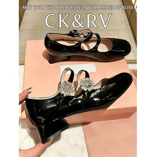 绝美法式方头水钻花钻粗跟黑色玛丽珍单鞋日常女婚鞋低跟双钻扣带