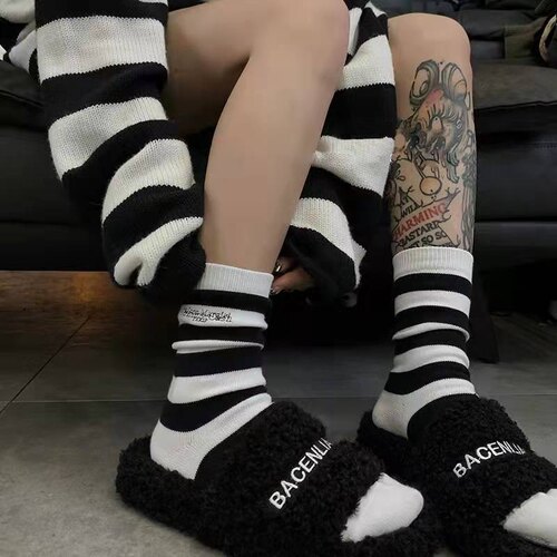 条纹刺绣袜子女MM6袜子