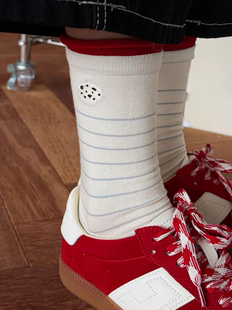 撞色穿搭配色灵感！很舒适 比个大大的赞！轻松拿捏复古美式风~