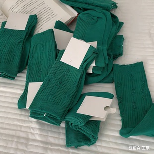 好好看 绿色真 今日份乞丐文学上线啦～chao有设计感 洞洞袜