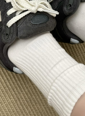 拜托拜托!看得到质感的小白袜jue了~白色袜子巨巨百搭!嘎嘎好穿！