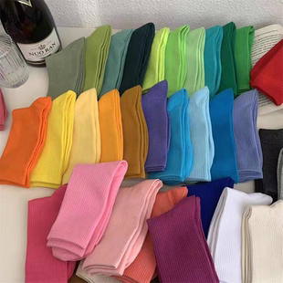 糖果色袜子好可爱啊,好想全部都入!多巴胺受体～紫色蓝色红色黄色