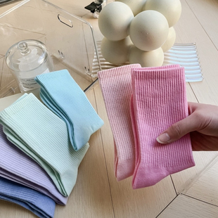 wow忍不住～多巴胺女孩！这彩色袜子真的好适合夏天aaa 舞蹈袜子